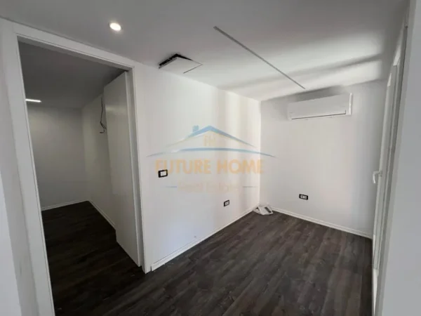 Tirane, shitet apartament duplex 1+1 Kati 1, 90 m² 130.000 € (GOLDEN PARK 3)