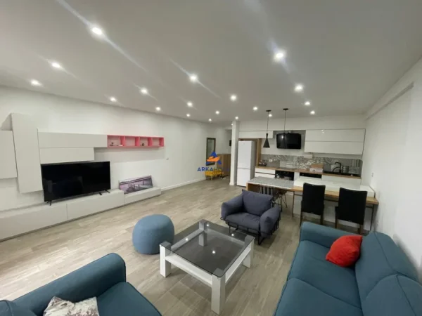 Tirane, jepet me qera apartament 2+1+Ballkon Kati 1, 125 m² 1.500 € (RESIDENCA KODRA E DIELLIT 1)