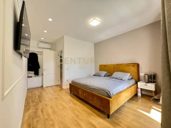 Tirane, shitet Vile 3 Katshe Kati 0, 1.400 m² 650.000 € (Neom124227)