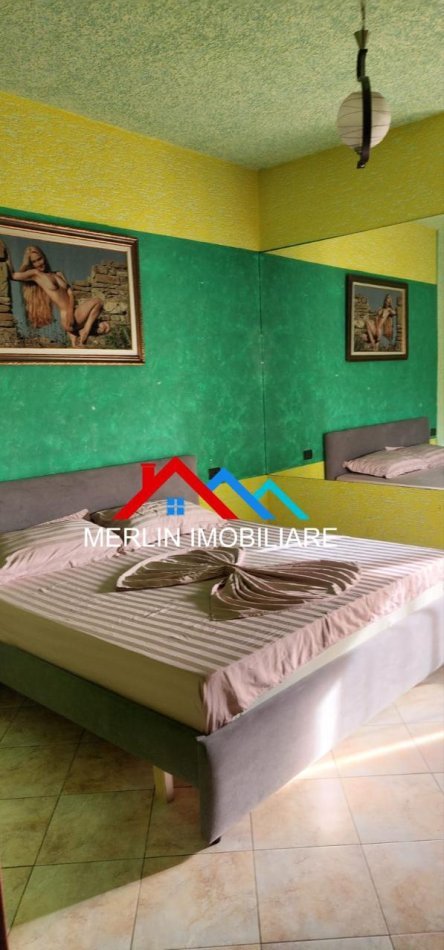 Tirane, jepet  Hotel me qera  me 4 kate, 400 m² per 4.000 € (RRUGA E ELBASANIT)