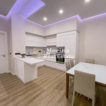 Tirane, jepet me qera apartament 2+1 Kati 2, 130 m² 1.000 € (Pazari i Ri)