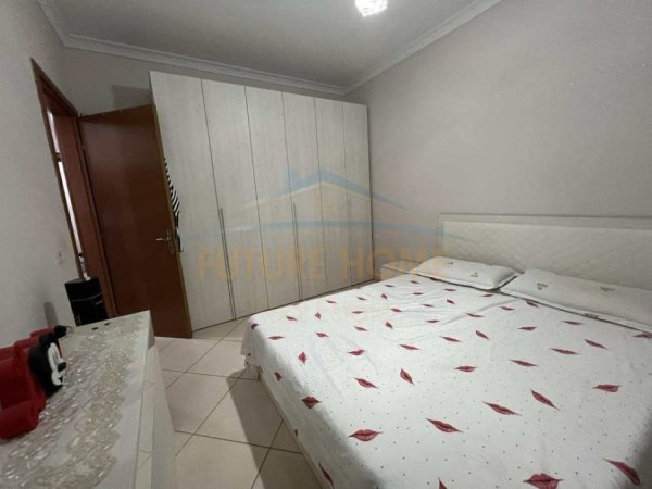Shqiperi, jepet me qera apartament 2+1 Kati 4, 77 m² 450 € 