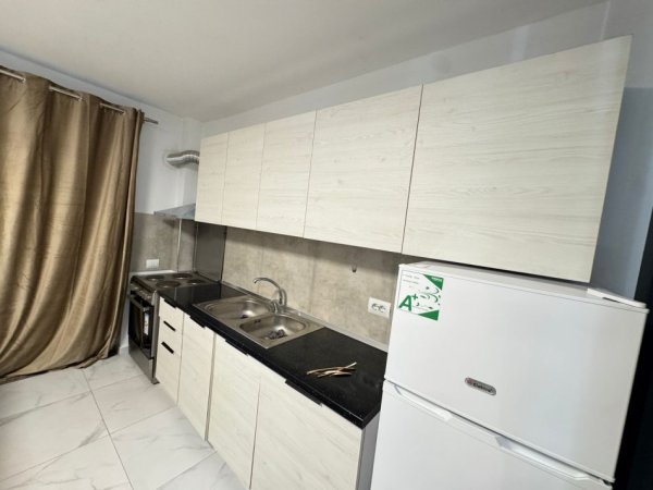 Tirane, jepet me qera apartament 2+1 Kati 1, 77 m² 60.000 € (Ish Fusha e Aviacionit)