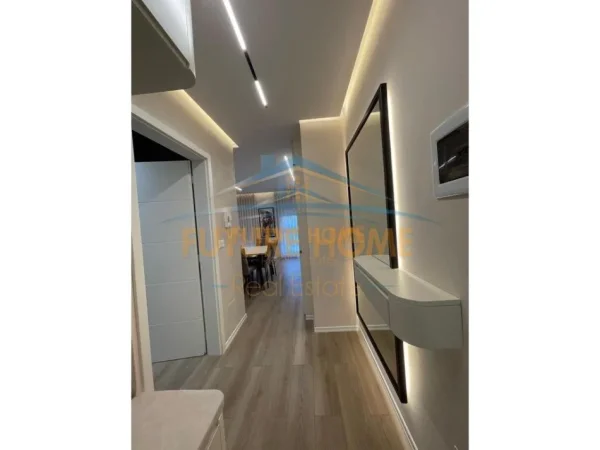 Qera, Apartament 1+1+Post Parkimi, Xhamlliku, Tiranë.