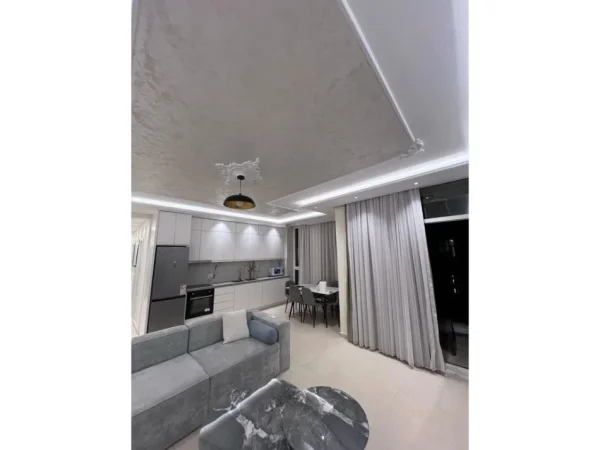 Tirane, jepet me qera apartament 2+1 Kati 7, 116 m² 700 € (Bulevardi i Ri rezidenca Avid)