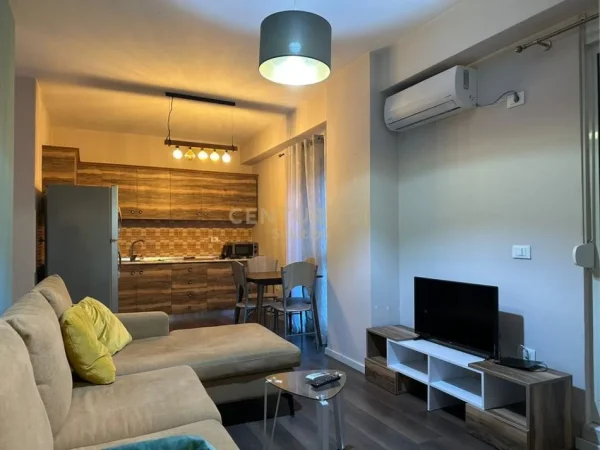 Tirane, jepet me qera apartament 1+1 Kati 7, 60 m² 650 € (Kompleksi Delijorgji)