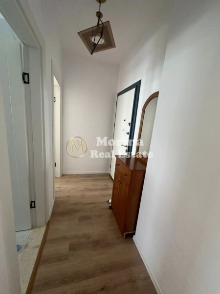Tirane, jepet me qera apartament 1+1+Ballkon Kati 4, 69 m² 350 € (Kamez)