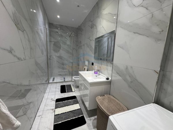Tirane, shitet apartament 2+1+Aneks+Ballkon Kati 2, 107 m² 180.000 € (FRESK)