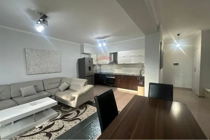 Tirane, shitet apartament 3+1 Kati 3, 299.000 € (Rruga Him Kolli, Tiranë)