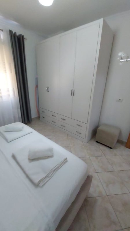 Durres, jepet me qera apartament 1+1+Ballkon Kati 1, 60 m² 400 € 
