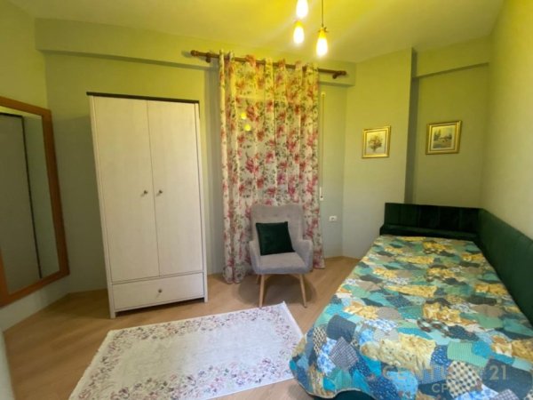 Tirane, jepet me qera apartament 2+1+Aneks+Ballkon Kati 3, 89 m² 650 € (Oazis Residence)