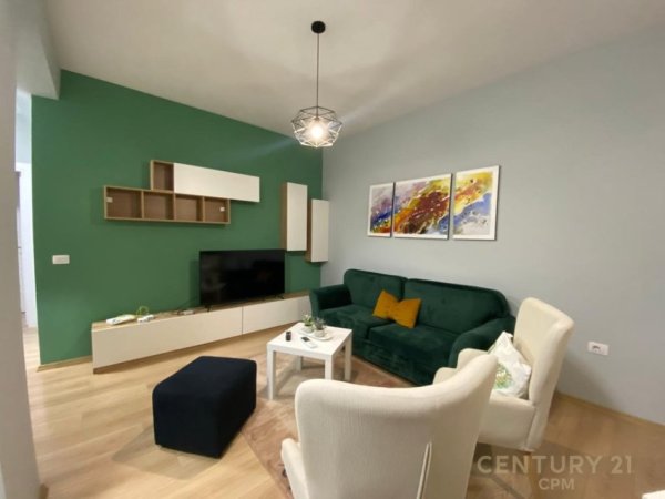 Tirane, jepet me qera apartament 2+1+Aneks+Ballkon Kati 3, 89 m² 650 € (Oazis Residence)