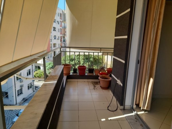 Tirane, jepet me qera apartament 2+1+Aneks+Ballkon Kati 5, 107 m² 500 € (Fresku rruga thesarit)
