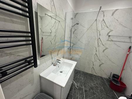 Tirane, jepet me qera apartament 1+1+Ballkon Kati 4, 1.000 € 