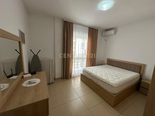 Tirane, jepet me qera apartament 1+1 Kati 5, 70 m² 600 € (Shkolla e Baletit)