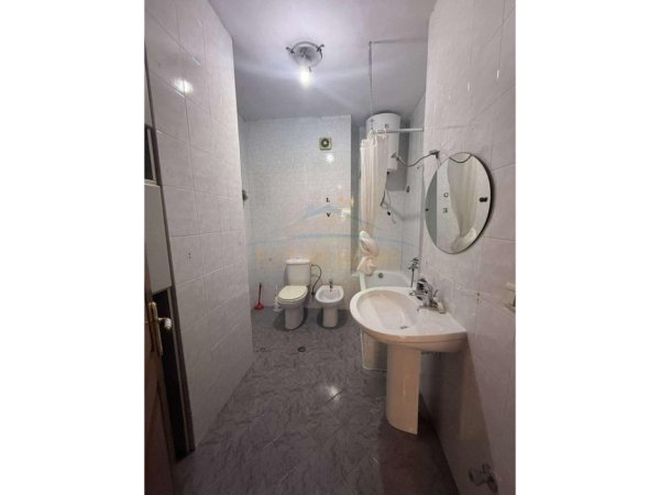 Tirane, shitet apartament 2+1 Kati 1, 131 m² 320.000 € 