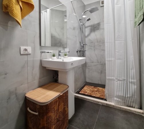 Tirane, shitet garsonier 1+1 Kati 4, 35 m² 85.000 € (KOMUNA E PARISIT)
