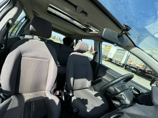 Tirane, shes makine Ford Fusion Nafte, blu e hapur automatik Kondicioner 175.000 km 3.200 €