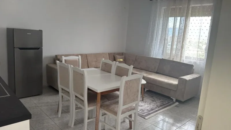 Tirane, jepet me qera apartament 2+1 Kati 2, 105 m² 400 € 