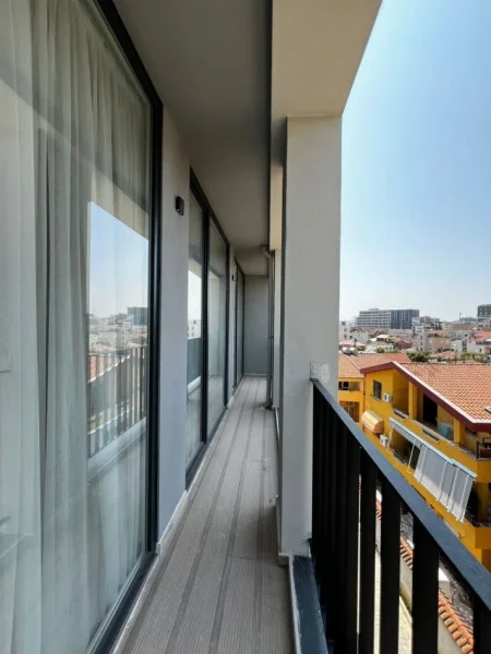 Tirane, jepet me qera apartament 2+1 Kati 3, 100 m² 800 € 