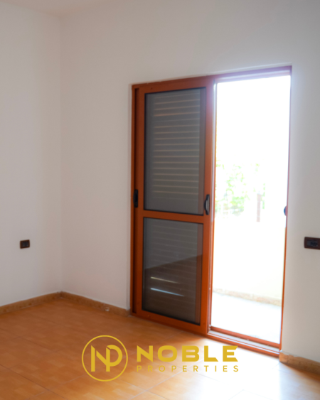 Durres, jepet me qera shtepi 3 Katshe , 329 m² 322.500 € (Plazh,Durres)