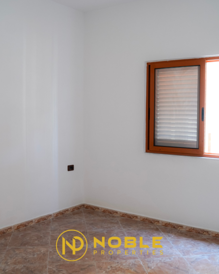 Durres, jepet me qera shtepi 3 Katshe , 329 m² 322.500 € (Plazh,Durres)