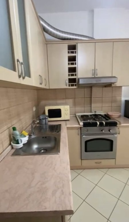 Tirane, shitet apartament 1+1 Kati 6, 58 m² 85.000 € (Terminali Autobusave te kthesa e Kamzes)