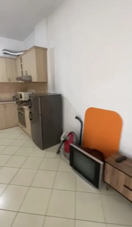 Tirane, shitet apartament 1+1 Kati 6, 58 m² 85.000 € (Terminali Autobusave te kthesa e Kamzes)