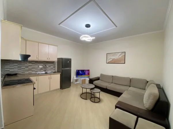 Durres, jepet me qera apartament ne plazh 2+1+Ballkon Kati 3, 85 m² 380 € (Ura e Dajalni, Lagjia 13 plazh Durres)