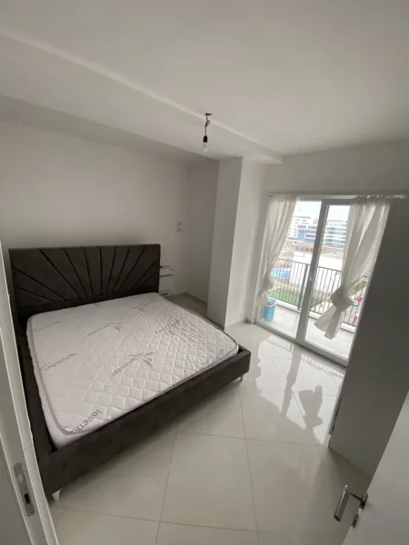 Tirane, jepet me qera apartament 2+1+Ballkon Kati 7, 92 m² 450 € (Rruga Gryka e Kaçanikut, Laknas)