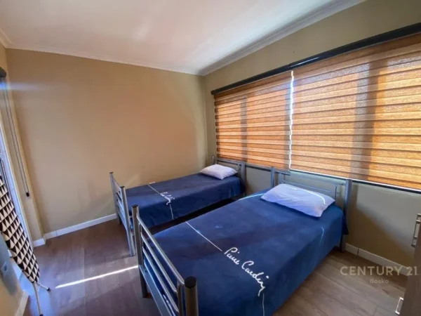 Tirane, jepet me qera apartament 2+1 Kati 3, 80 m² 600 € (Rruga Dritan Hoxha Blloku Gintash)