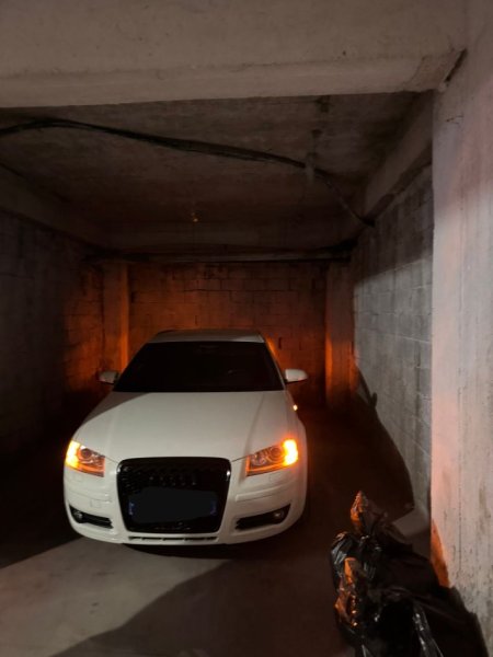 Tirane, jepet me qera apartament 2+1+Garazh 42.000lek/muaj