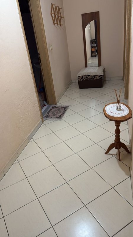 Tirane, jepet me qera 2+1 Kati 9, 90 m² 480 € 