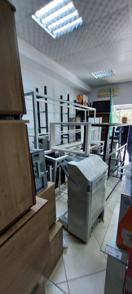 Durres, jepet me qera ambjent biznesi , 45 m² 600 € (Aleksander Goga)