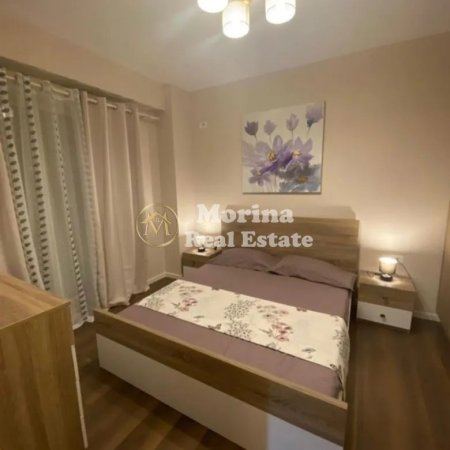 Tirane, jepet me qera apartament 1+1 Kati 7, 65 m² 650 € (Rruga e Kavajes, Kompleksi Delijorgji)