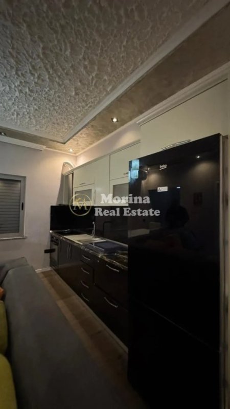 Tirane, jepet me qera apartament 2+1 Kati 2, 80 m² 700 € (Fresku)