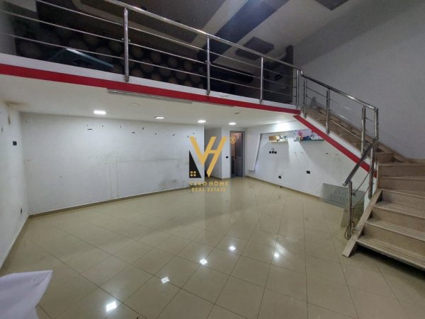 Tirane, jepet me qera dyqan Kati 0, 44 m² 500 € (ASTIR)