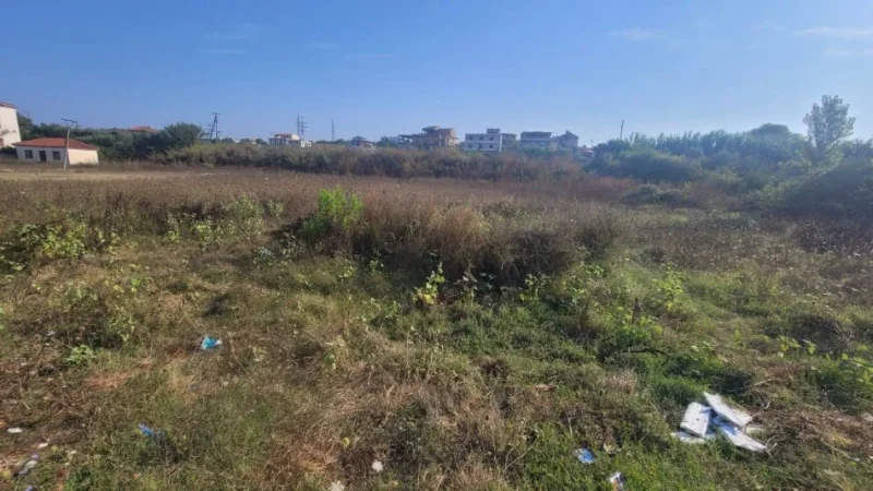 Durres, shitet toke , 560 m² 58.000 € (Mbikalimi i Shkozetit)