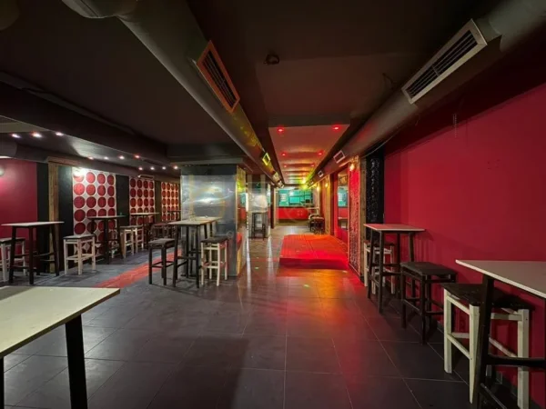 Tirane, shitet , 200 m² (Kamez)