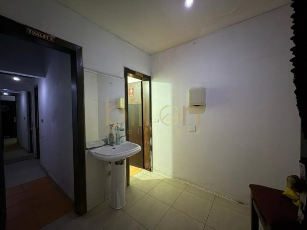 Tirane, shitet , 200 m² (Kamez)