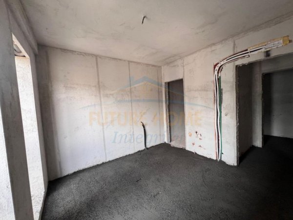 Tirane, shitet apartament 2+1+Ballkon Kati 5, 105.000 € (UNIVERS CITY)