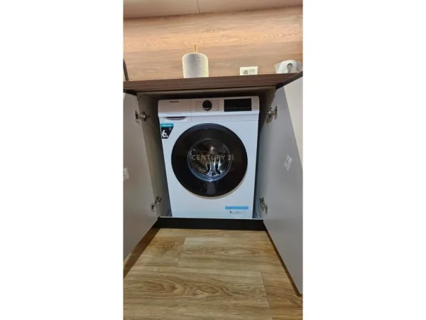 Tirane, jepet me qera apartament 2+1+Ballkon Kati 1, 64 m² 650 € (Rruga Frosina Plaku)