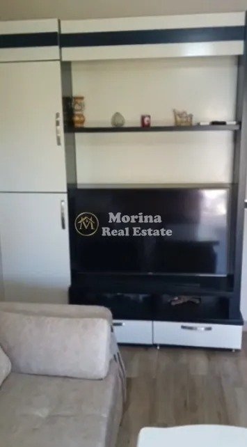 Tirane, jepet me qera apartament 1+1+Aneks Kati 1, 80 m² 400 € (Laprake)