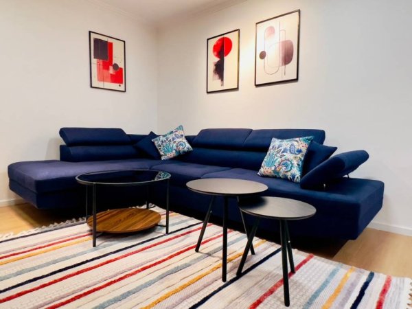 Tirane, jepet me qera apartament 2+1+Aneks+Ballkon Kati 5, 120 m² 1.180 € (Stadiumi Dinamo)