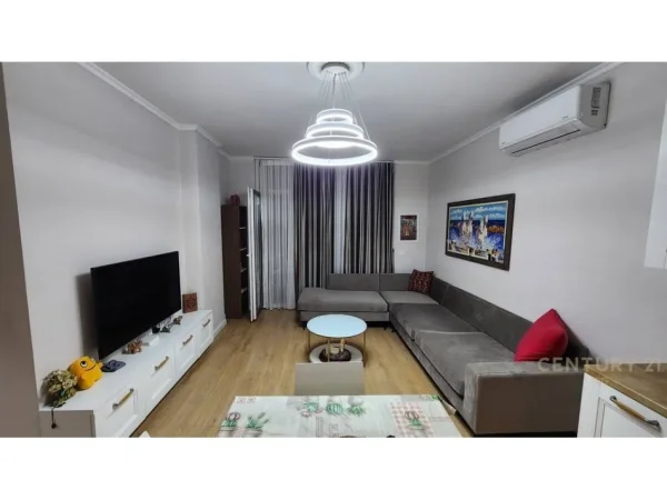 Tirane, shitet apartament 1+1 Kati 5, 69 m² 130.000 € (Yzberisht)