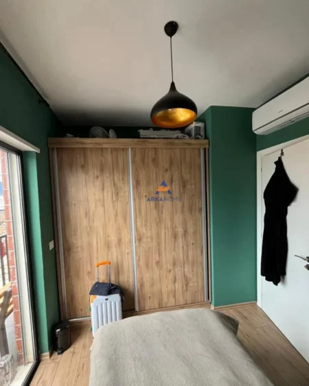 Tirane, shitet apartament 2+1 Kati 8, 91 m² 205.000 € (RRUGA GJON BUZUKU,PRANE VILA GOLD, SELVIA)