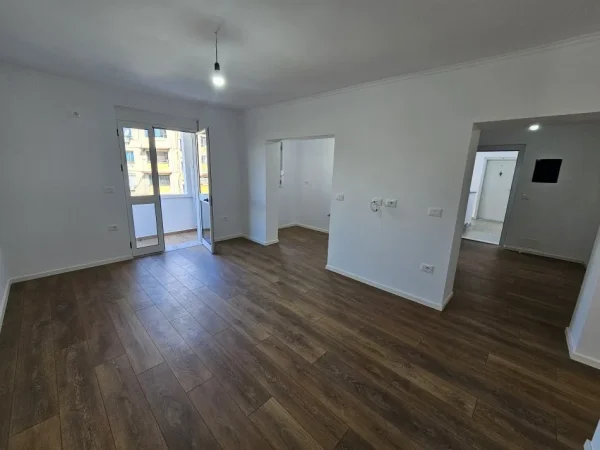 Tirane, shitet apartament 2+1 Kati 4, 77 m² 155.000 € (ALI DEM)