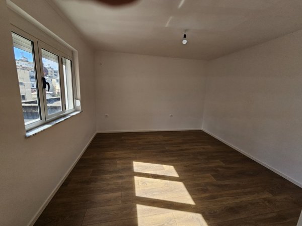 Tirane, shitet apartament 2+1 Kati 4, 77 m² 155.000 € (ALI DEM)