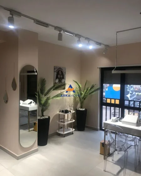 Tirane, shitet apartament 3+1 Kati 8, 116 m² 261.000 € (RRUGA GJON BUZUKU, PRANE VILA GOLD, SELVIA)