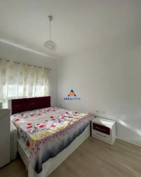 Tirane, jepet me qera apartament 2+1+Ballkon Kati 5, 90 m² 516 € (MANGALEM ALI DEM)